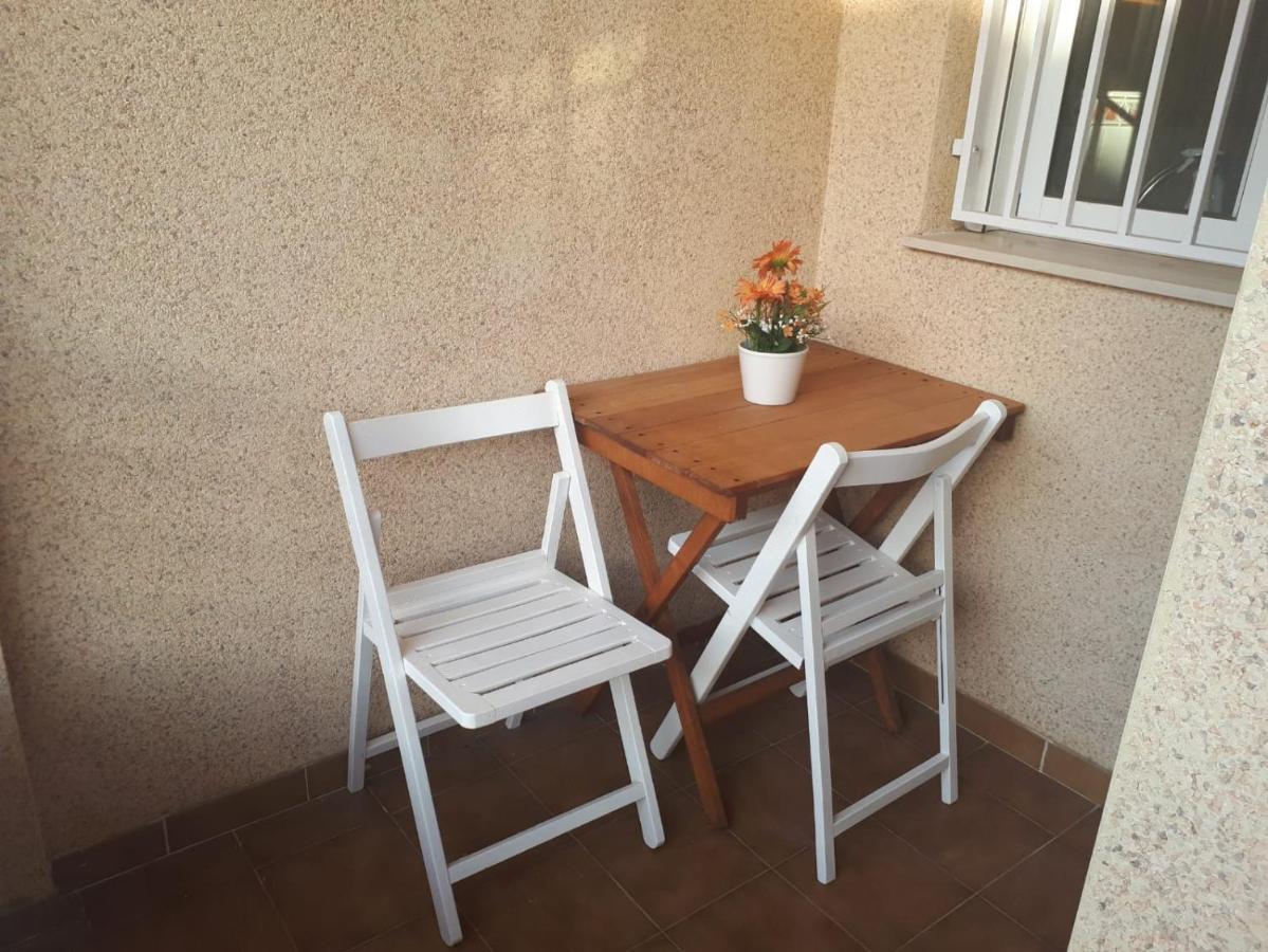Apartamento 9 De Octubre Los Montesinos Luaran gambar