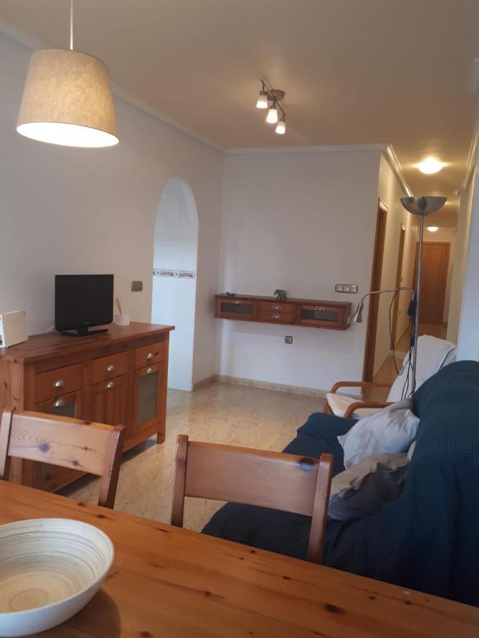 Apartamento 9 De Octubre Los Montesinos Luaran gambar