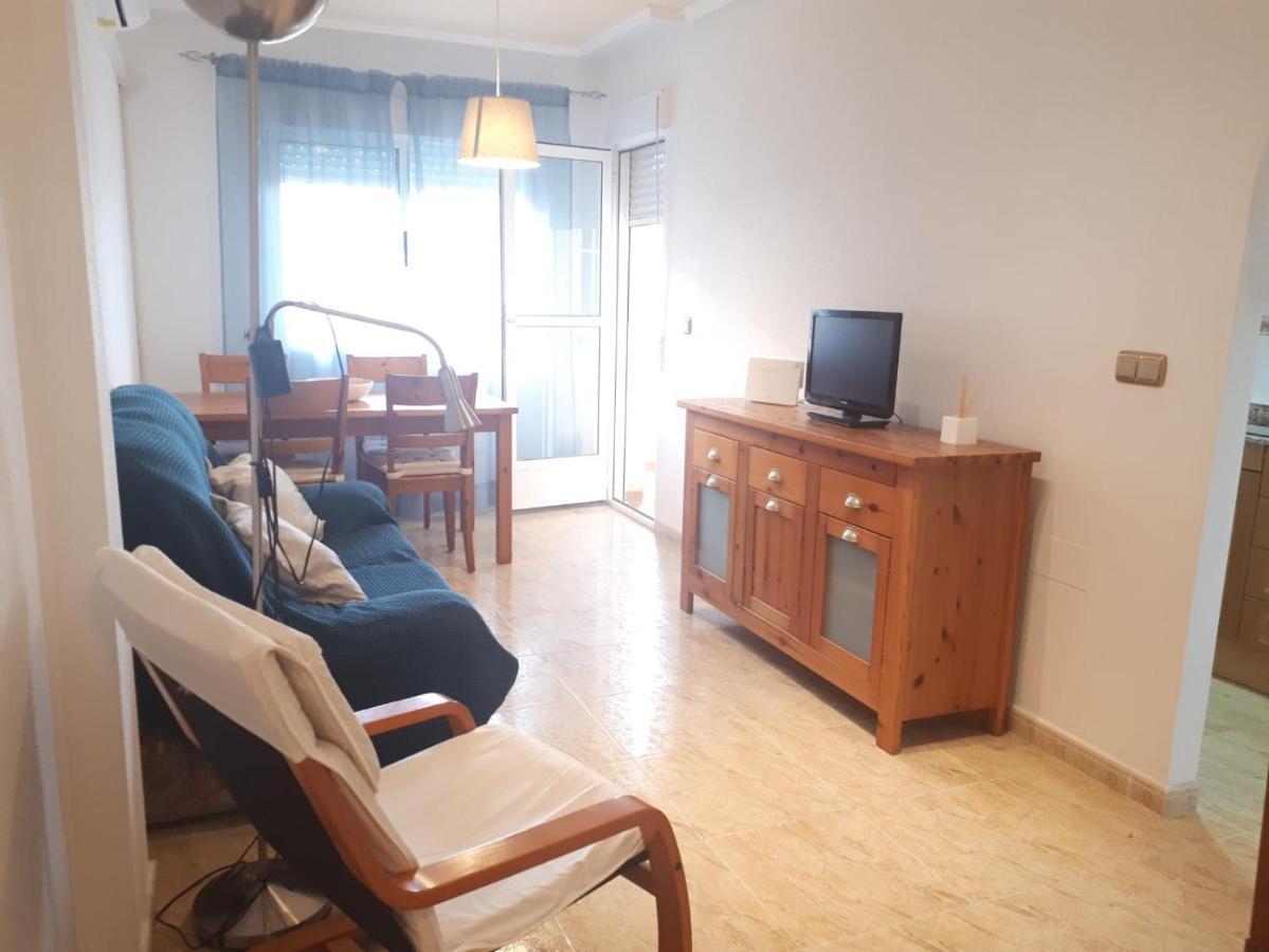 Apartamento 9 De Octubre Los Montesinos Luaran gambar