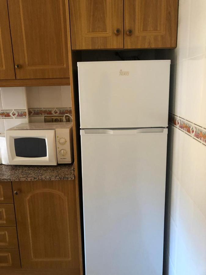 Apartamento 9 De Octubre Los Montesinos Bilik gambar
